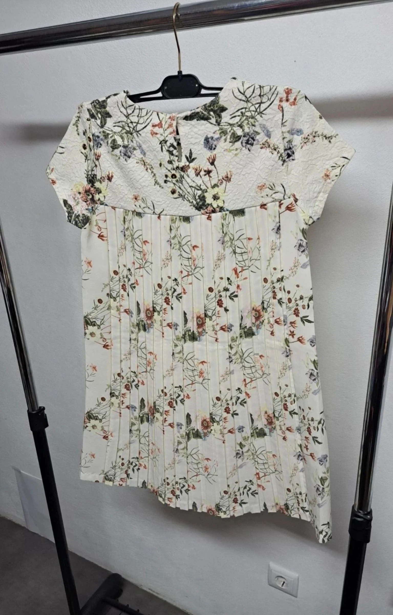 Vestido florido Zara.
